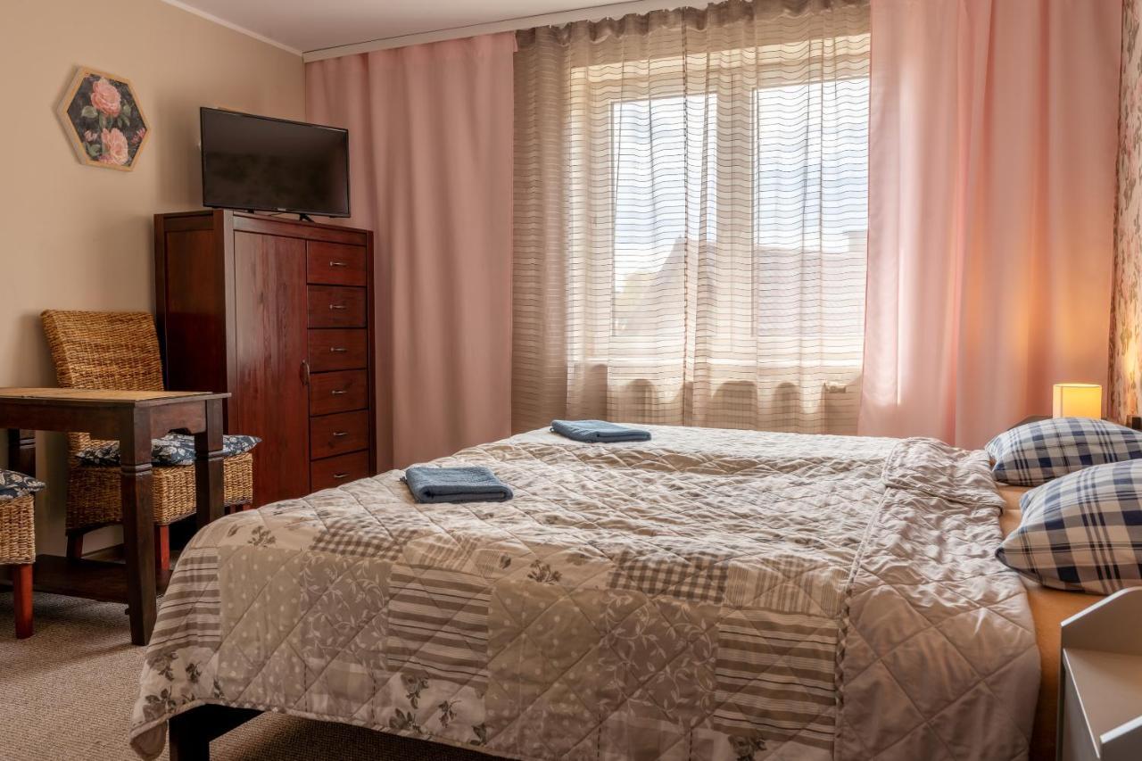 Gosciniec Skolimowka Restauracja I Pokoje Ze Sniadaniem Na Kaszubach Chmielno Buitenkant foto
