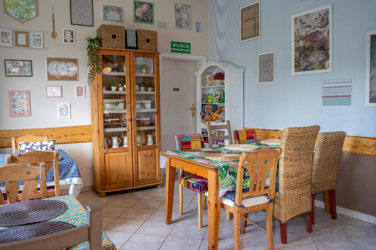 Gosciniec Skolimowka Restauracja I Pokoje Ze Sniadaniem Na Kaszubach Chmielno Buitenkant foto